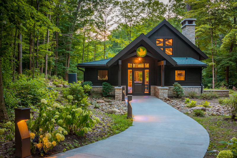 Shady Hollow Lodge